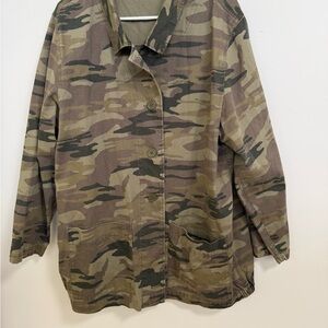 Express Camouflage Military Shacket / Jacket - trendy and fun - Large